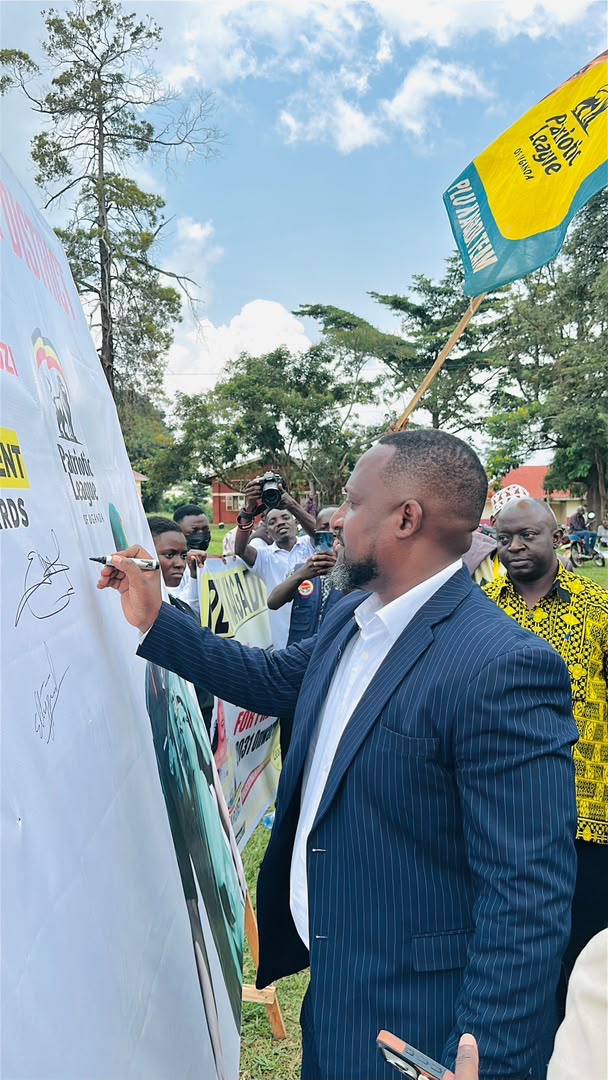Hon. Dennis Namara Joins Kagadi Drive to Endorse Gen. Muhoozi for 2031