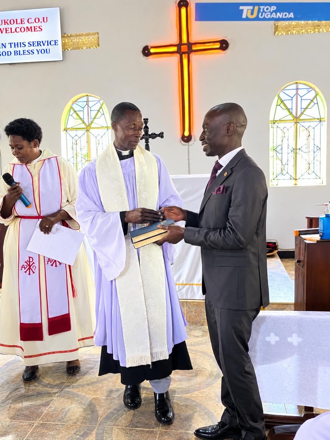 Kasukaali Methuselah Apuuli joins wedding celebration at Mukole Archdeaconry