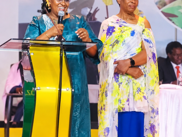 Jovrine Kaliisa Contributes Shs10 Million at Jim Muhwezi Thanksgiving