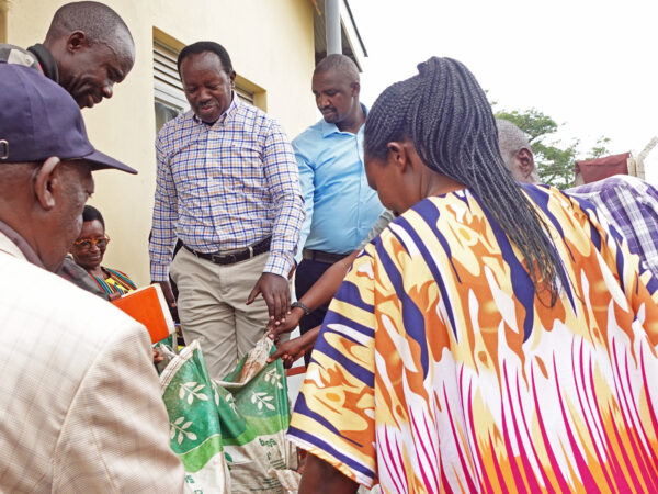 KAJWENGYE LAUNCHES 1,000 SACKS OF FERTILIZER TO BOOST COFFEE FARMING IN KIRUHURA
