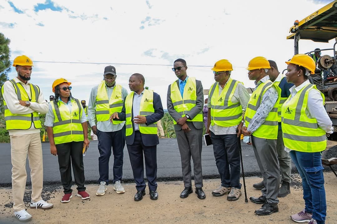 Min. Bahati Inspects Busunju–Kiboga–Hoima Road, Urges Faster Progress