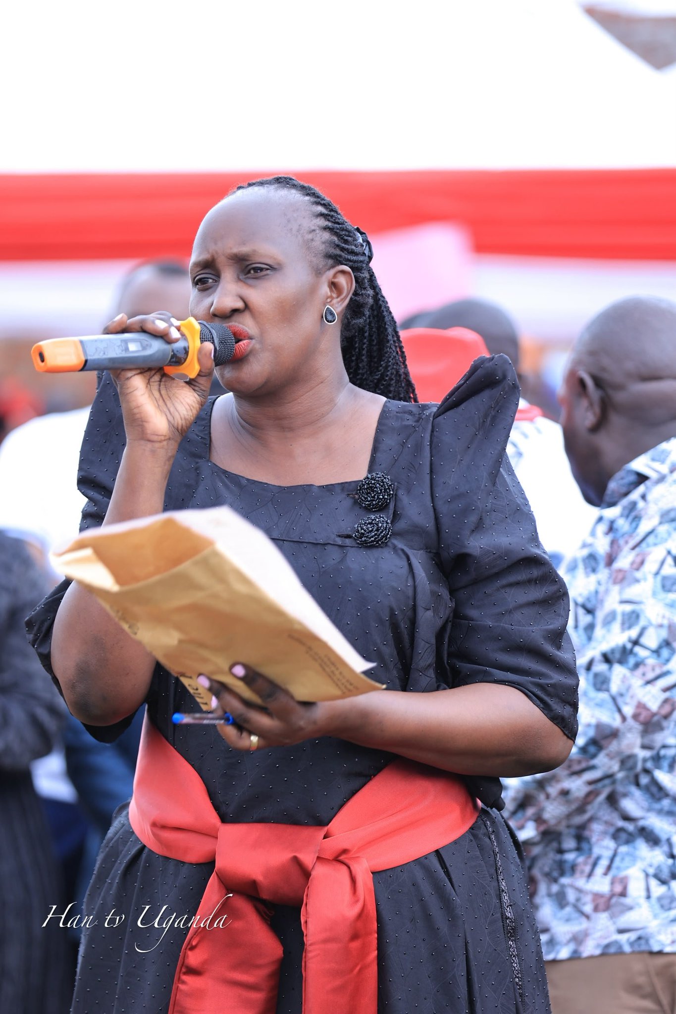 Betty Naluyima Urges Government to Tarmac Nakawuka Road to End Dust in Wakiso