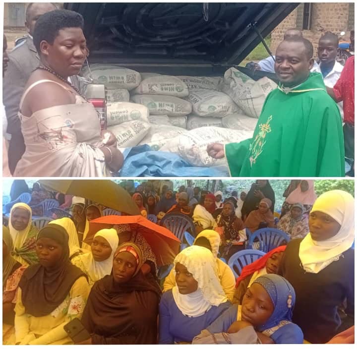 TEAM ARINITWE JENIVA NALONGO DONATES 40 BAGS OF CEMENT AND UGX 1M Cash TO SCHOOLS, CHURCH AND MUSLIMS IN RUBIRIZI