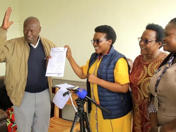 Min. Mary Kuteesa Kamuli Hands Over Gazette Recognising Edward Rukidi Nyabongo I as Tooro King